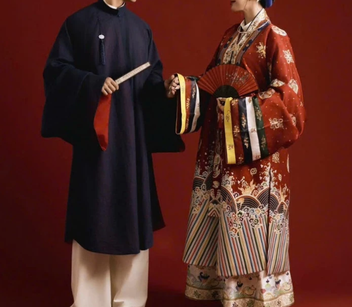 JESMARY - ÁO NHẬT BÌNH – VẺ ĐẸP QUÝ PHÁI CUNG ĐÌNH HUẾ DO XƯỞNG MAY JESMARY SẢN XUẤT TẠI TP HỒ CHÍ MINH