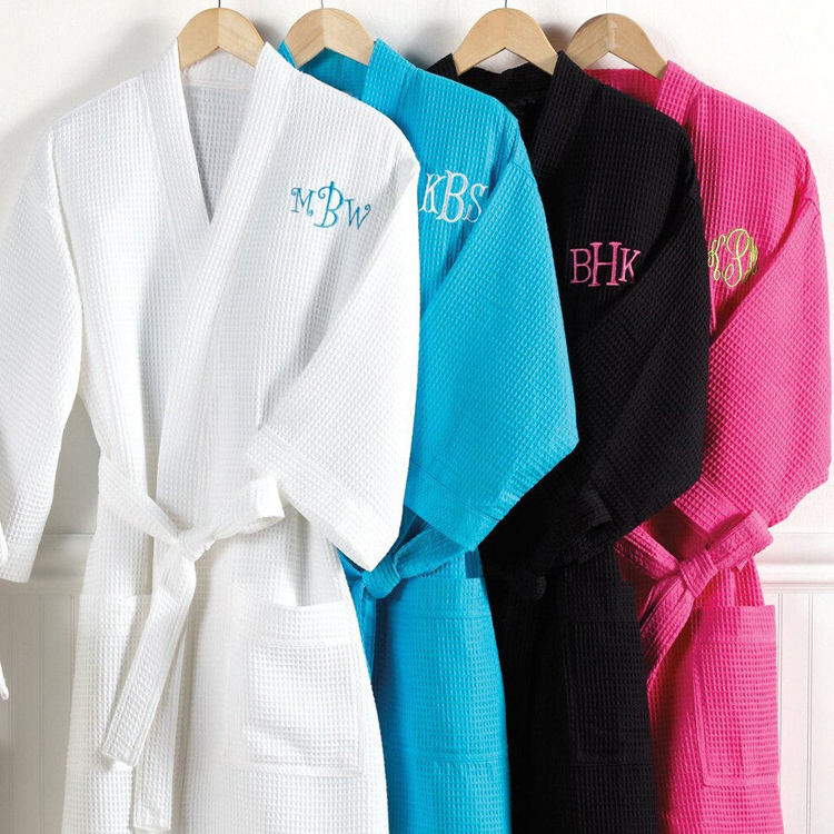 JESMARY - Xưởng May Áo Choàng Spa: Quy Trình Sản Xuất Khép Kín – Giao  Hàng Nhanh