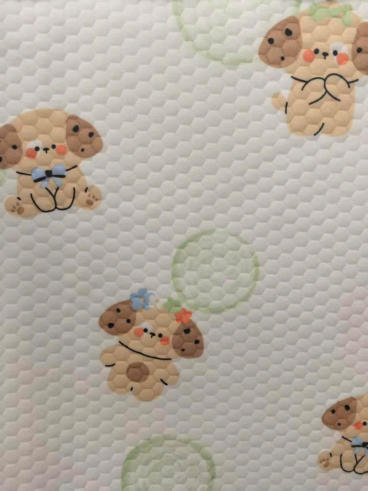 JESMARY – Xưởng Sản Xuất Tấm Lót Chống Thấm: Cam Kết Sử Dụng Vải Sợi Tự Nhiên An Toàn Cho Bé