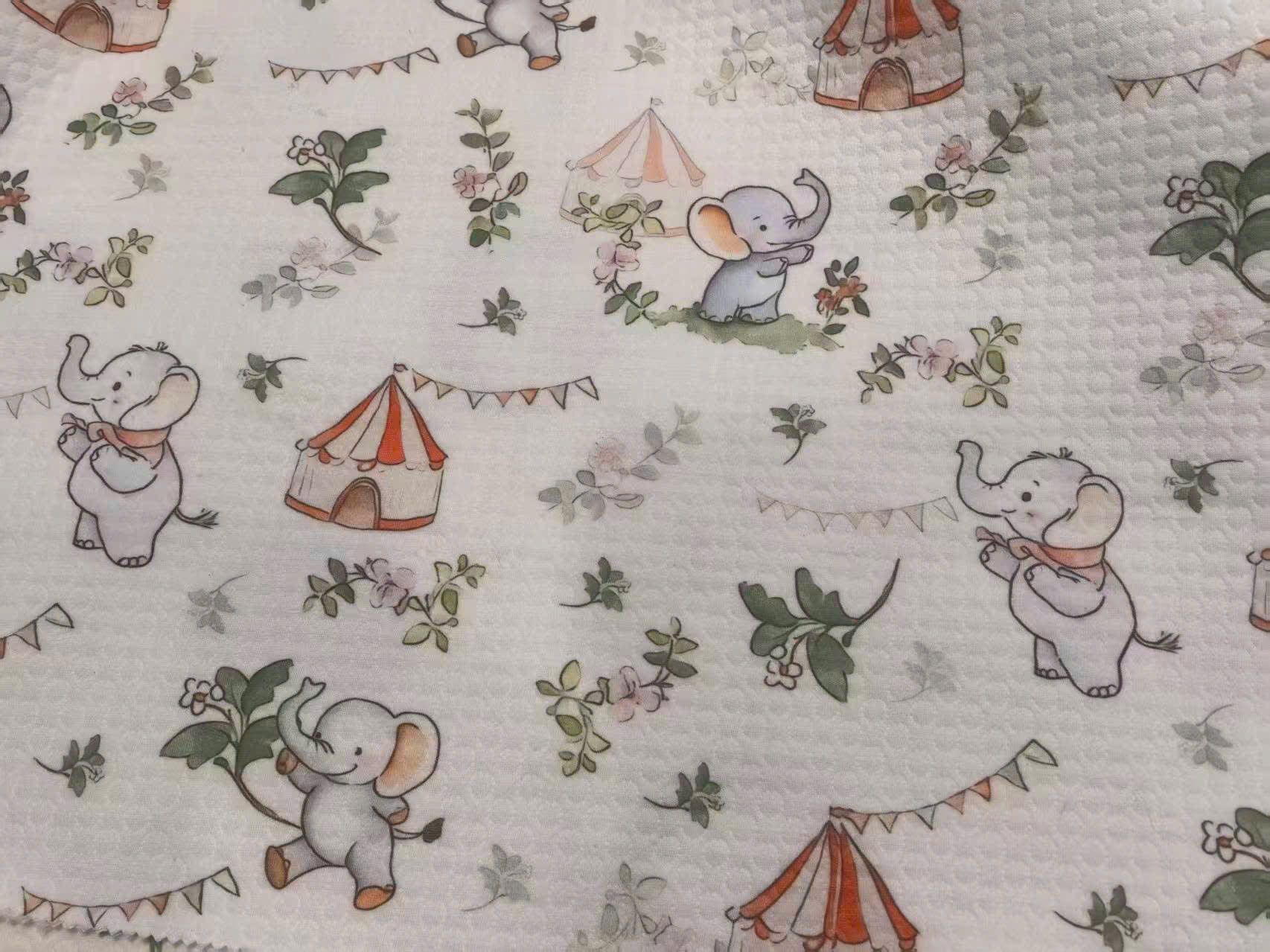 JESMARY - – Nguồn Hàng Tấm Chống Thấm Giá Gốc: Kết Nối Trực Tiếp Với Xưởng Sản Xuất Tại Việt Nam