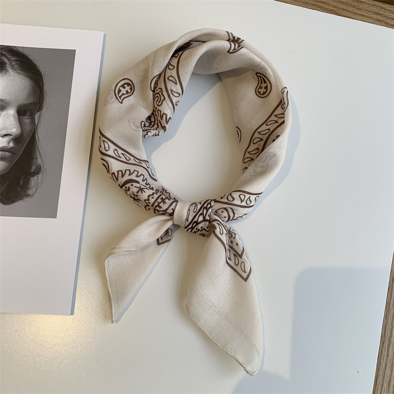 JESMARY - Xưởng In Khăn Bandana Theo Yêu Cầu JESMARY: Giải Pháp Đặt Sỉ & Gia Công Phụ Kiện Nhận Diện Thương Hiệu