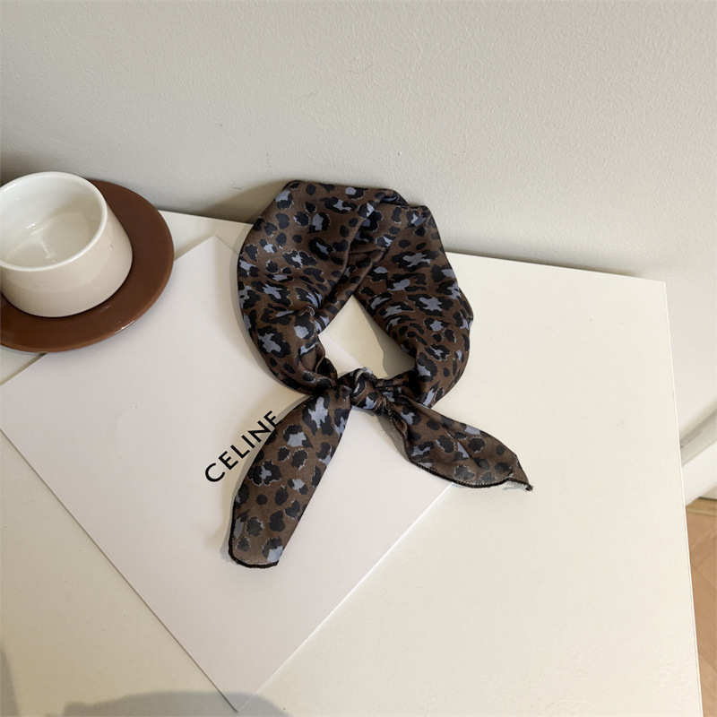 JESMARY - Xưởng In Khăn Bandana Theo Yêu Cầu JESMARY: Giải Pháp Đặt Sỉ & Gia Công Phụ Kiện Nhận Diện