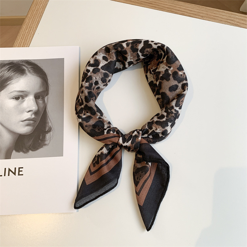 JESMARY -  Xưởng May Khăn Bandana Lụa Quà Tặng Doanh Nghiệp JESMARY: Giải Pháp Kích Cầu & Tri Ân Khách Hàng Đẳng Cấp