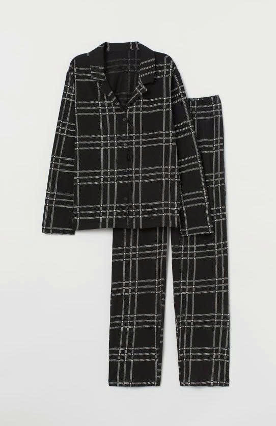 JESMARY - Xưởng Chuyên Gia Công Đồ Bộ Mặc Nhà Cao Cấp & Xưởng Sản Xuất Đồ Pyjama Lụa Theo Yêu Cầu JESMARY: Giải Pháp Mở Rộng Quy Mô B2B
